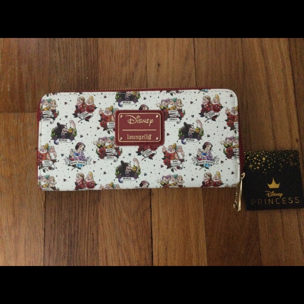 Loungefly Snow White wallet